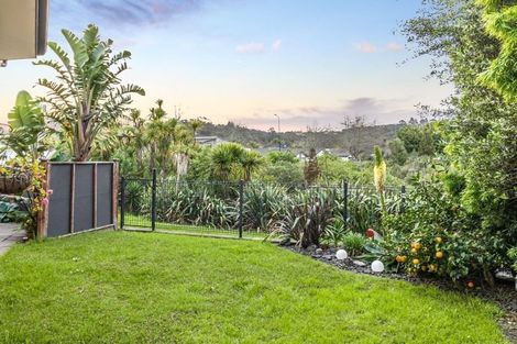 Photo of property in 89 Aberley Road, Schnapper Rock, Auckland, 0632