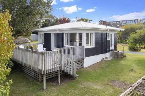 Photo of property in 55 Merani Street, Belmont, Auckland, 0622
