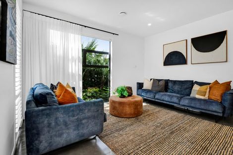 Photo of property in 8 Orite Drive, Welbourn, New Plymouth, 4310