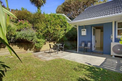 Photo of property in 46 Handyside Street, Tawa, Wellington, 5028