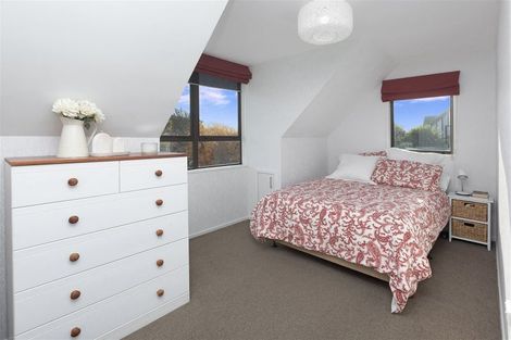 Photo of property in 9b Goya Place, Bishopdale, Christchurch, 8051