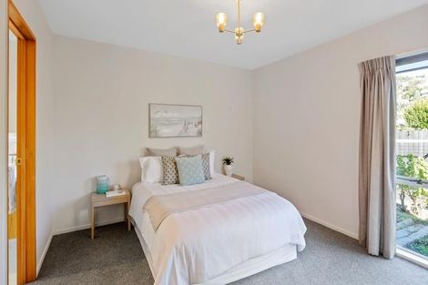 Photo of property in 16 Herbs Place, Cashmere, Christchurch, 8022