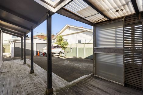 Photo of property in 14 Kauri Street, Miramar, Wellington, 6022