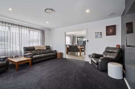 Photo of property in 4 Waimarama Court, Roslyn, Palmerston North, 4414