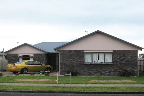 Photo of property in 22 Aldona Place, Fairview Downs, Hamilton, 3214