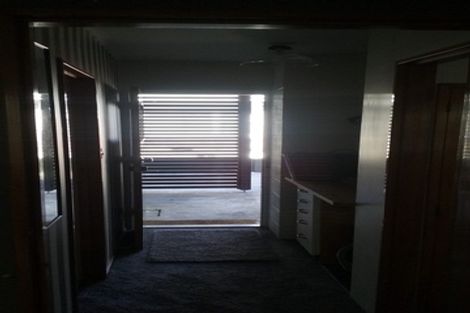 Photo of property in 2/204 Grove Road, Mayfair, Hastings, 4122