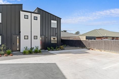 Photo of property in 10/9 Marcroft Street, Woolston, Christchurch, 8062