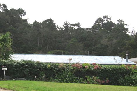 Photo of property in 40 Woodside Road, Massey, Auckland, 0614