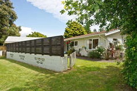 Photo of property in 52 Tennis Court Road, Raumati South, Paraparaumu, 5032