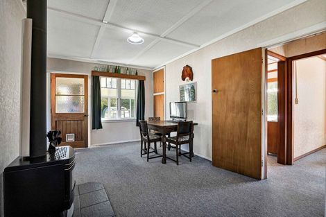 Photo of property in 58 Celia Street, Stratford, 4332