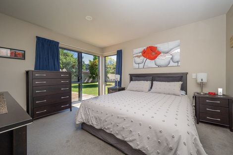 Photo of property in 60 Newcastle Street, Clyde, 9330