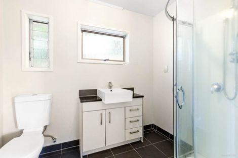 Photo of property in 2/581 East Coast Road, Browns Bay, Auckland, 0630
