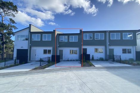 Photo of property in 39 Kaimai Avenue, Massey, Auckland, 0614