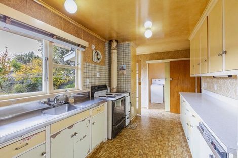 Photo of property in 6 Gebbie Road, Taradale, Napier, 4112