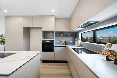 Photo of property in 12a Rewi Street, Torbay, Auckland, 0630