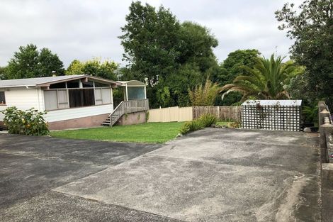 Photo of property in 55 Archmillen Avenue, Pakuranga Heights, Auckland, 2010