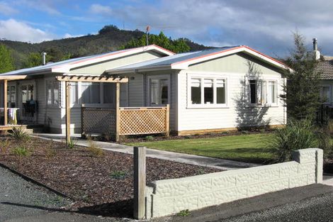 Photo of property in 10 Rimu Street, Toi Toi, Nelson, 7010