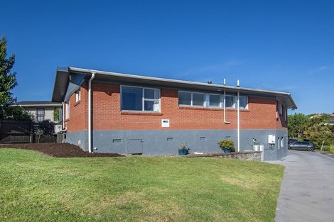Photo of property in 8 Moa Place, Onerahi, Whangarei, 0110
