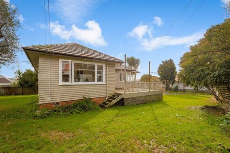 Photo of property in 48a Mcleod Road, Henderson, Auckland, 0612