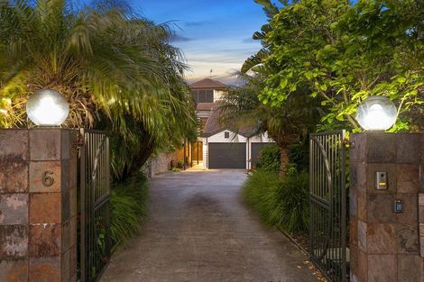 Photo of property in 6 Portal Place, Murrays Bay, Auckland, 0630