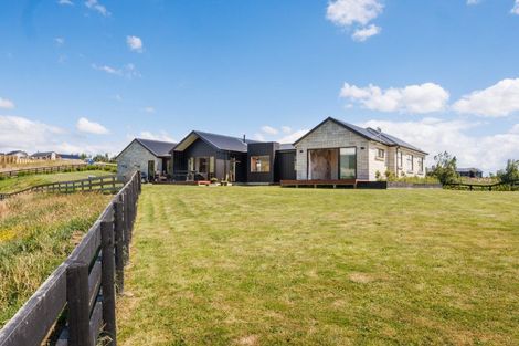 Photo of property in 4 Castlebridge Lane, Aokautere, Palmerston North, 4471