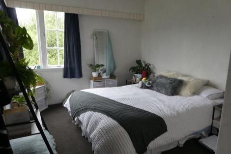 Photo of property in 11 Wynyard Crescent, Fernhill, Queenstown, 9300