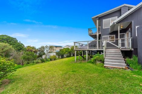 Photo of property in 43 Cumberland Street, Leigh, 0985