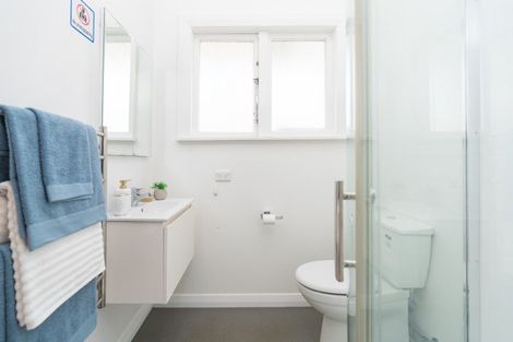 Photo of property in 8 Shannon Street, Mount Victoria, Wellington, 6011