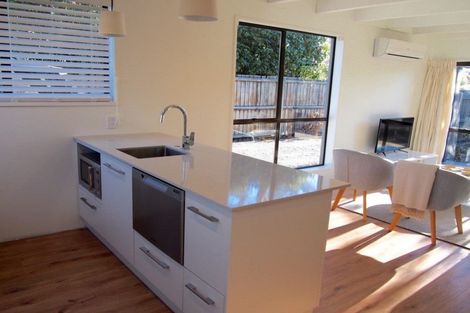 Photo of property in 72b Aikmans Road, Merivale, Christchurch, 8014