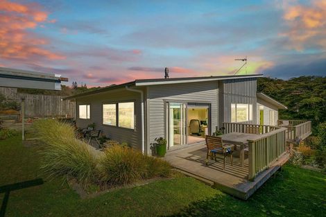 Photo of property in 7 View Road, Titahi Bay, Porirua, 5022