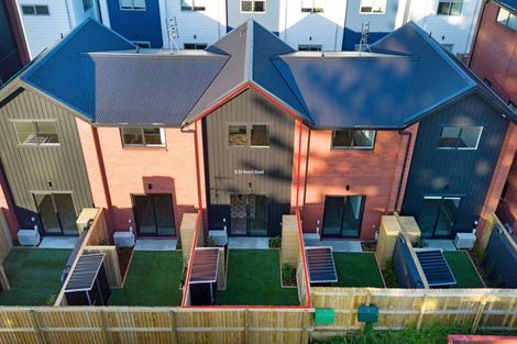 Photo of property in 5/10 Yeovil Road, Te Atatu Peninsula, Auckland, 0610