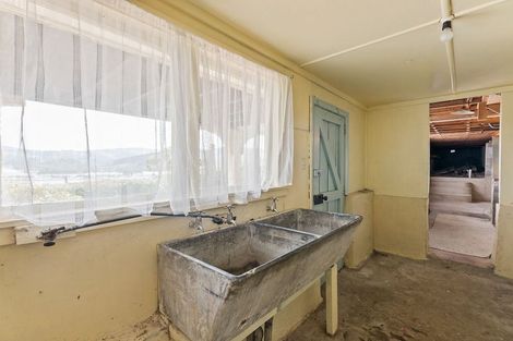 Photo of property in 12 Shandon Road, Vauxhall, Dunedin, 9013