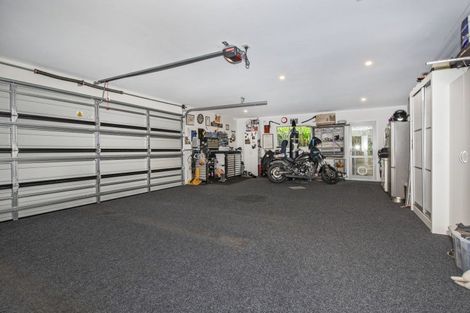 Photo of property in 13 Vintage Lane, Kauri, 0185