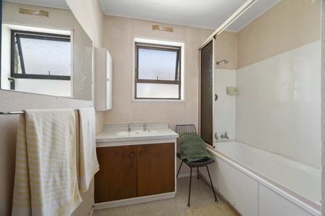 Photo of property in 25a Fairview Road, Western Heights, Rotorua, 3015