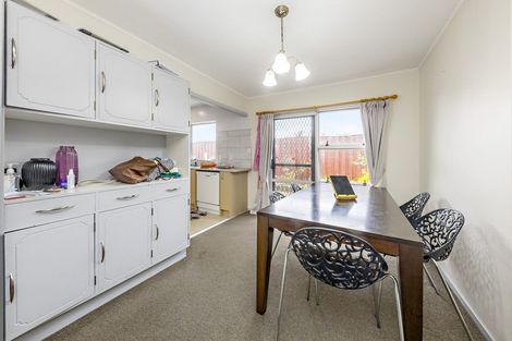 Photo of property in 2/8 Parera Place, Papatoetoe, Auckland, 2025