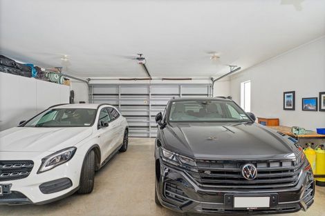 Photo of property in 11 Puriri Place, Whitianga, 3510