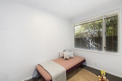 Photo of property in 20 Chardale Street, Avondale, Christchurch, 8061