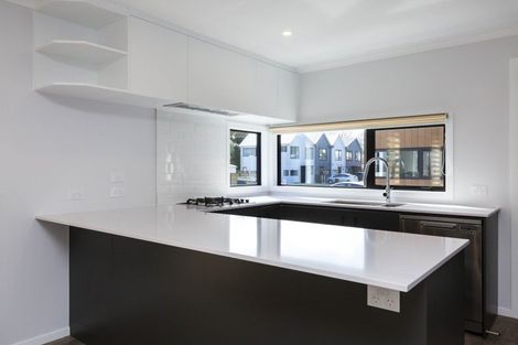 Photo of property in 8 Reakes Crescent, Wallaceville, Upper Hutt, 5018