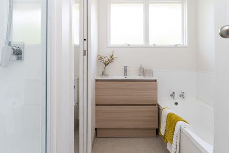 Photo of property in 22 Besant Place, Avondale, Christchurch, 8061