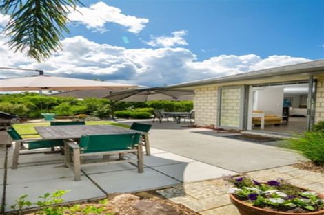 Photo of property in 9 Maple Lane, Huapai, Kumeu, 0810