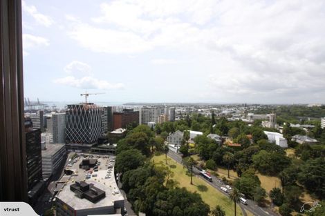 Photo of property in The Metropolis Apartments, 2710/1 Courthouse Lane, Auckland Central, Auckland, 1010