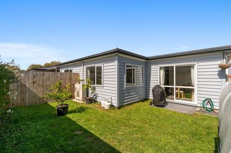 Photo of property in 31 Katipo Road, Takanini, 2112