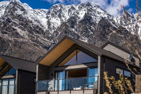 Photo of property in 1b Rannoch Drive, Jacks Point, Queenstown, 9371