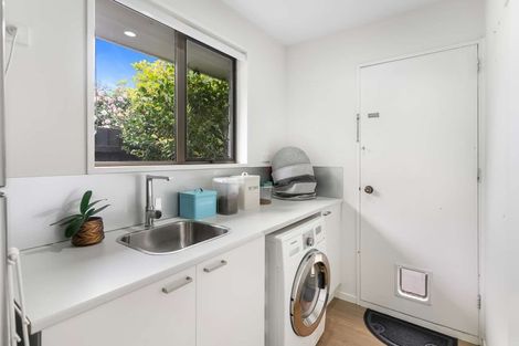 Photo of property in 2/5 Woodbridge Road, Cashmere, Christchurch, 8022