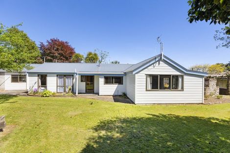 Photo of property in 295 Mangorei Road, Merrilands, New Plymouth, 4312