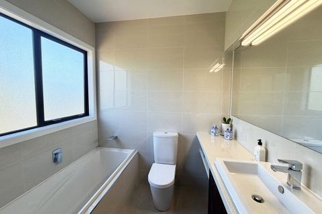 Photo of property in 41 Porritt Avenue, Chatswood, Auckland, 0626