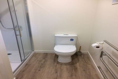 Photo of property in 1/73 Birkdale Road, Birkdale, Auckland, 0626