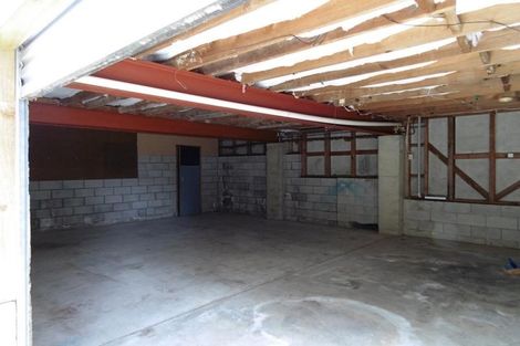 Photo of property in 372 East Coast Road, Sunnynook, Auckland, 0630