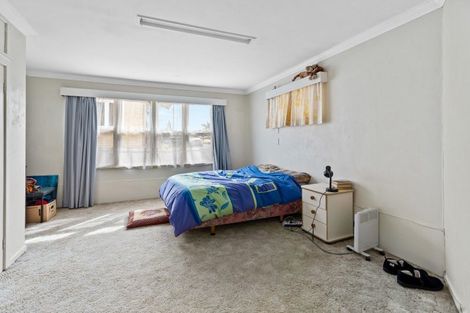 Photo of property in 8 Banff Street, Regent, Whangarei, 0112