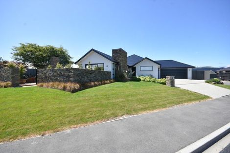 Photo of property in 18 Caledonia Drive, Mosgiel, 9024